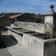 Roaix-lavoir dans hameau Les Hautes Granges