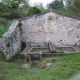 Saint AndrÃ© de Roquepertuis-lavoir 3 dans hameau Esbrezun