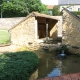 Sens Beaujeu-lavoir 1 dans le bourg