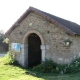 Vic de Chassenay-lavoir 2 dans hameau Bourbilly