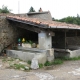 Savas-lavoir 2 dans hameau Eteize