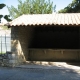 Garrigues Sainte Eulalie-lavoir dans hameau Sainte Eulalie