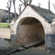 Fontaines en Duesmois-lavoir 1 dans le bourg