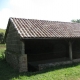 Leynes-lavoir 3 dans hameau Le Chaudeau