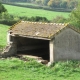 Cruzille-lavoir 5 dans hameau Fragnes