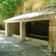 Gordes-lavoir 1 dans le bourg