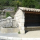 Gordes-lavoir 4 dans hameau Le Touron