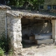 Gordes-lavoir 2 dans hameau Les Gros