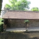 Brueil en Vexin-lavoir 2 dans le bourg