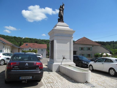 Epeugney-lavoir 1