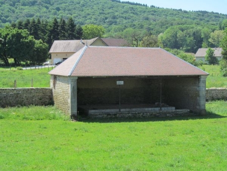 Fourg-lavoir 1 dans le bourg