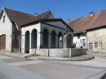Ornans-lavoir 2