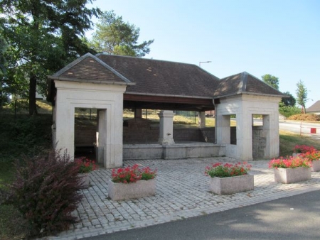 Chaudefontaine-lavoir 2