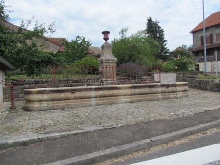 Cubrial-lavoir 2
