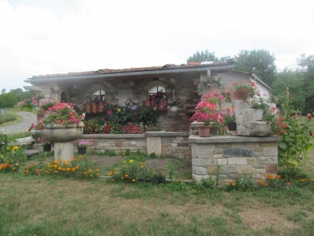 Aromas-lavoir 6 dans le hameau Ceffia