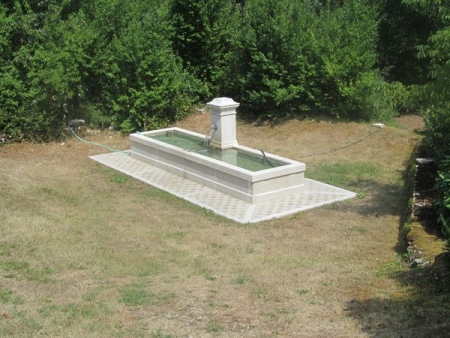Louvenne-lavoir 1 dans le hameau Lapeyrouse
