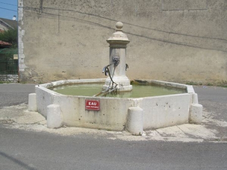 Villechantria-lavoir 2