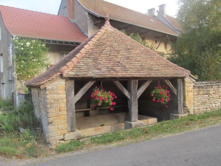 Boyer-lavoir 1 dans le hameau Limone