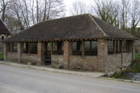 Auxon-lavoir 3 dans hameau Sivrey
