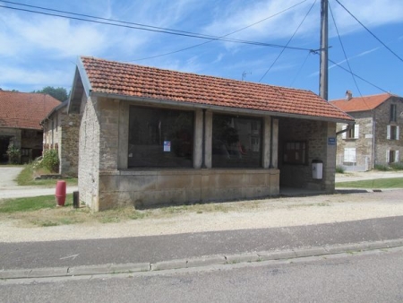 Longeau Percey-lavoir du hameau Percey le Pautel
