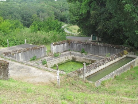 Champvert-lavoir du hameau Bussiere