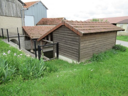 Alland huy et Sausseuil-lavoir 2 dans le hameau Sausseuil