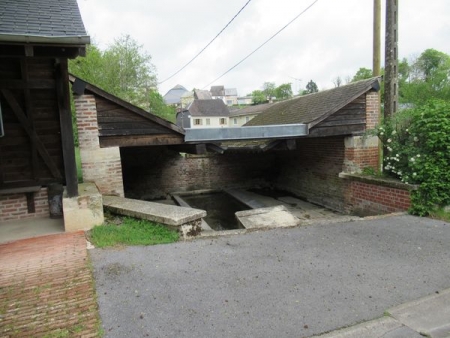 Mesmont-lavoir 1