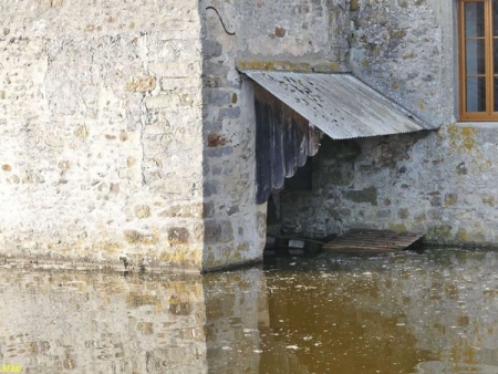 Fontains en Seine et Marne-lavoir 2 par Micheline et Paul