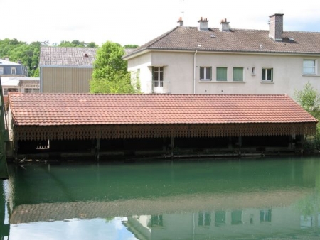 Bar sur Seine-lavoir 1