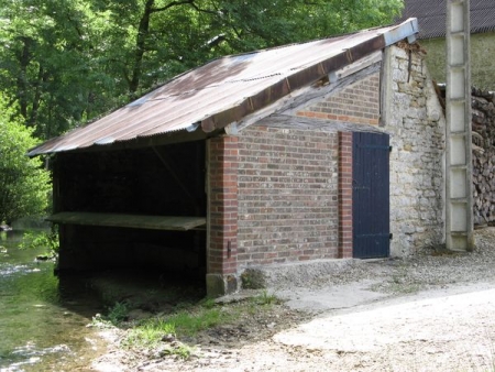 Jully sur Sarce-lavoir 1