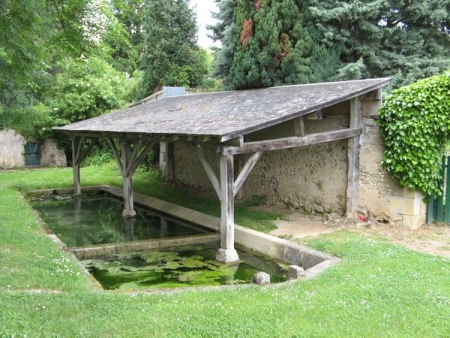 Verdigny-lavoir 1 dans le bourg