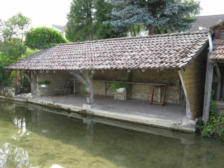 Laferté sur Aube-lavoir 4