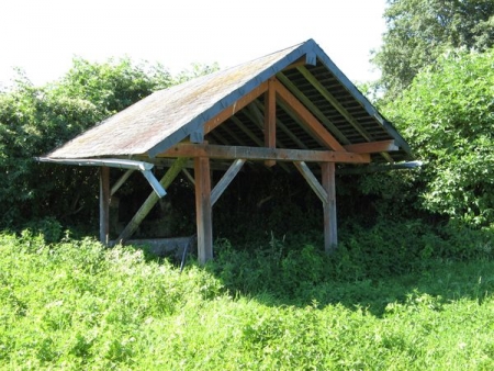 Germenay-lavoir 2 dans hameau Cray