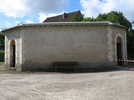 Villiers sur Yonne-lavoir 1 dans le bourg