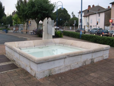 Charnay les Mâcon-lavoir 1