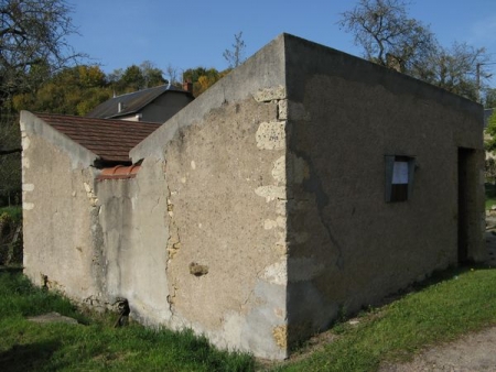 Saizy-lavoir 2 dans hameau Néron