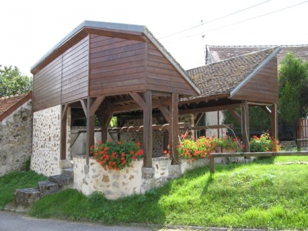 La Saulsotte-lavoir 3 dans hameau Resson