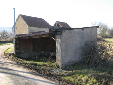 Mhère-lavoir 3 dans hameau  Jeaux