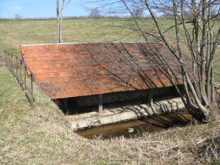 Lormes-lavoir 10 dans hameau Marnay