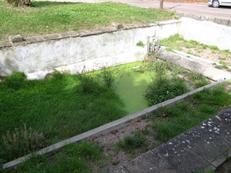 Bitry-lavoir 1 dans le bourg