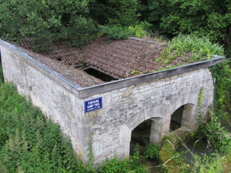 Bayard sur Marne-lavoir dans hameau Prez sur Marne