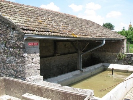 Champagney-lavoir 2 dans le bourg