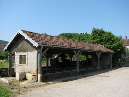 Ougney-lavoir 1