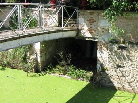 Saint Benoit sur Loire-lavoir 5