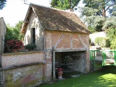 Saint Benoit sur Loire-lavoir 8