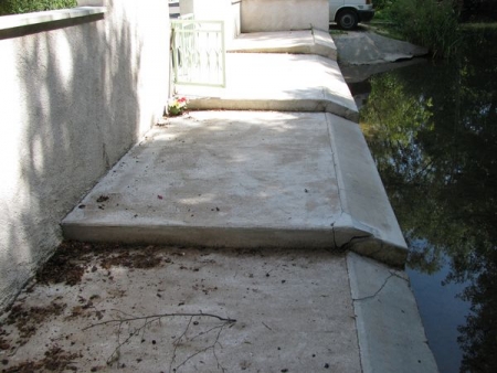 Cosne Cours sur Loire-lavoir 2 dans le bourg