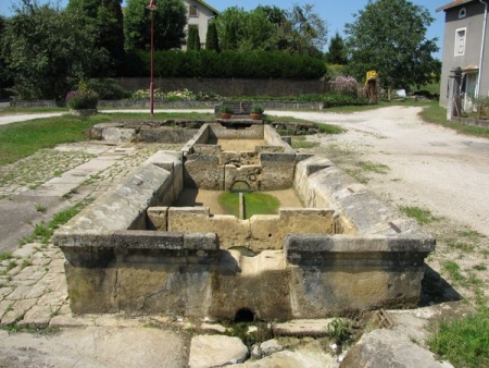 Présentevillers-lavoir 2