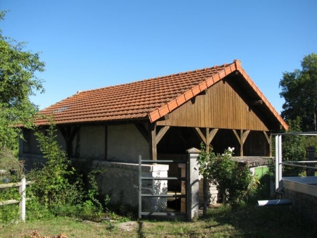 Chasnay-lavoir 1 dans le bourg