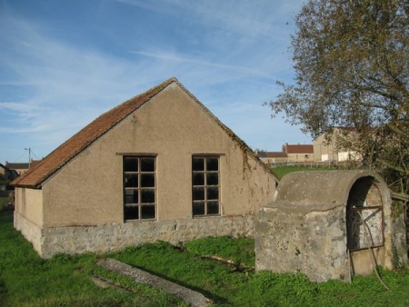 Cervon-lavoir 1 dans le bourg