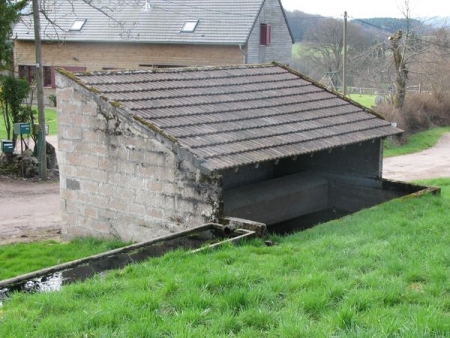 Brassy-lavoir 3 dans hameau Bonnetré